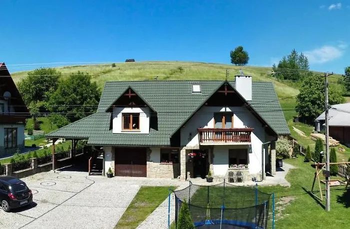 U Moniki בית הארחה 3*